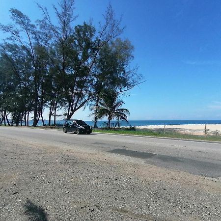 Fbs Inn Dungun Buitenkant foto