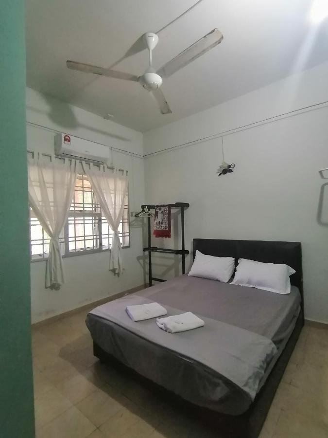 Fbs Inn Dungun Buitenkant foto