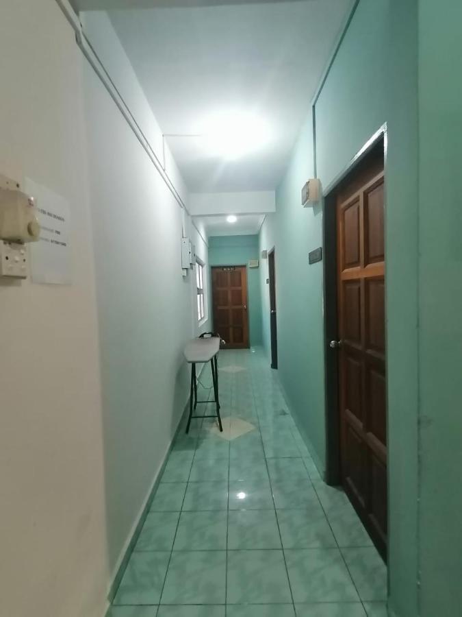 Fbs Inn Dungun Buitenkant foto